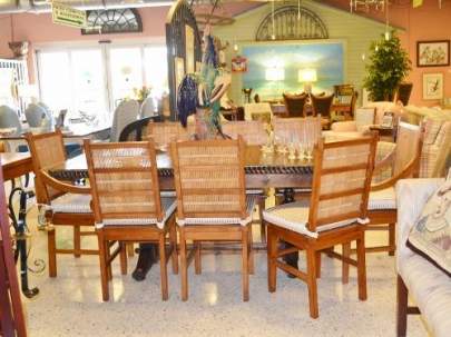 Columbus & Cook Dining Table with 8 chairs and butterfly leaf